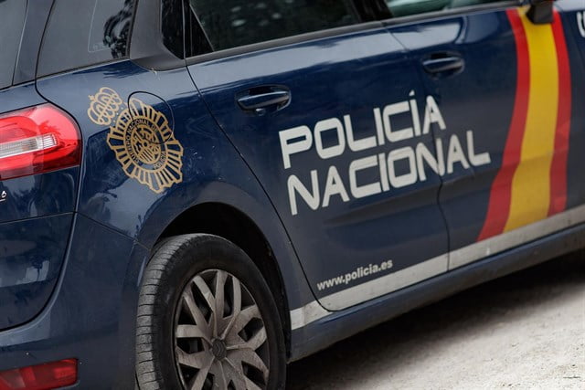 Aumento alarmante de delitos sexuales en Talavera, ¡estos son los datos! Detenidos dos traficantes que operaban cerca de Talavera Tres detenidos en Talavera por pasarse por policías y robar más de 51.000 euros Policita Nacional Talavera Detenidas tres personas por su presunta implicación en el robo de joyas Detenidos por robo de joyas: implicados dos jóvenes y un comerciante que las adquiría irregularmente