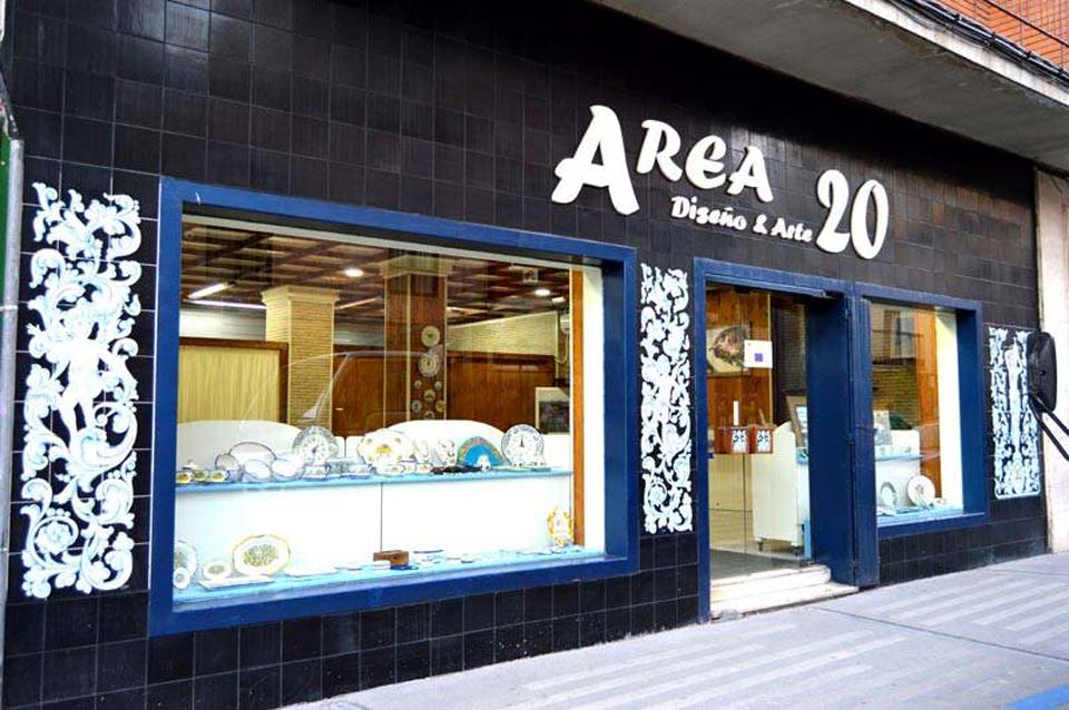 Área 20, dedicados a la cerámica en el barrio de Puerta Zamora.