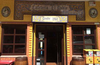 Bar El Rubio, desde 1962 en el barrio El Carmen
