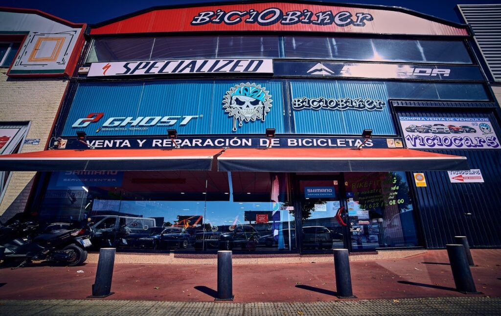 Biciobiker, venta y reparación de bicicletas en el barrio Puerta de Cuartos
