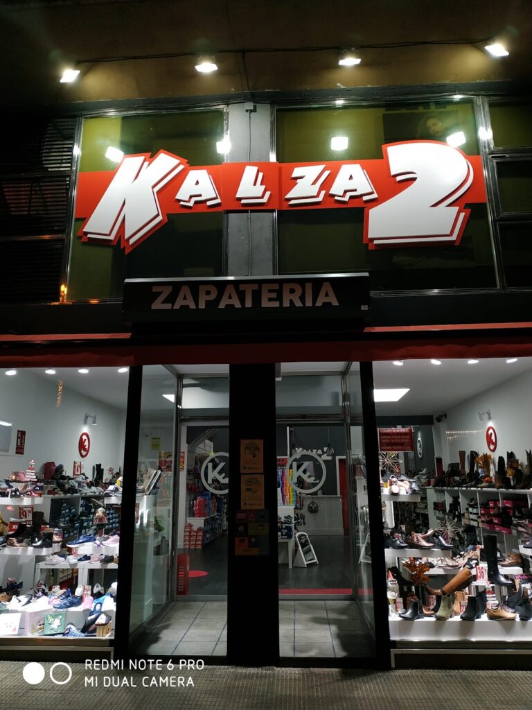 Zapatería Kalza2, desde 2004 en el barrio El Faro