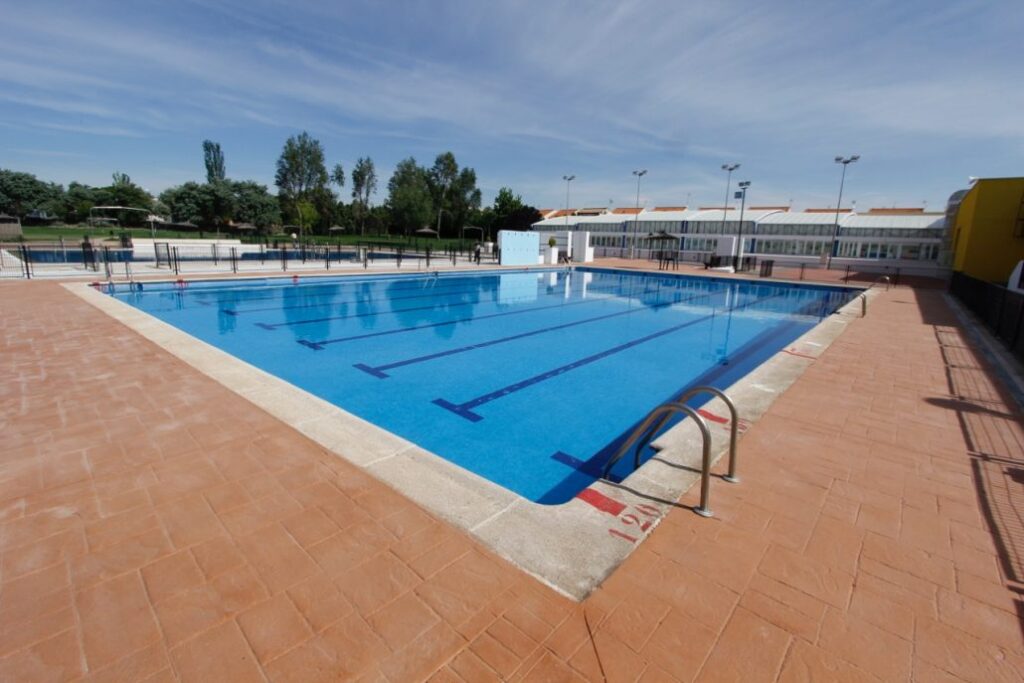 Las 13 piscinas municipales con más encanto cerca de Talavera donde darte un chapuzón este verano