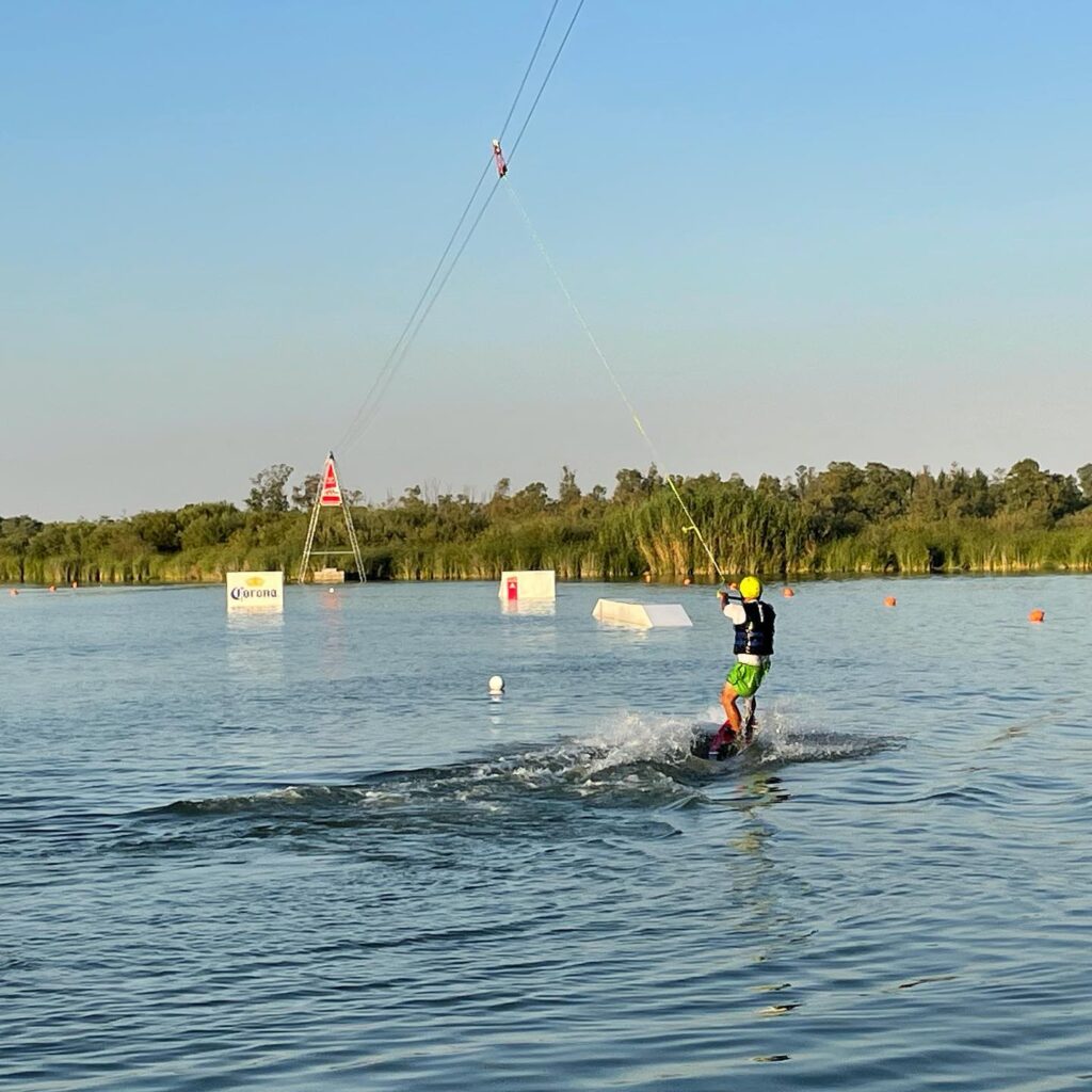 Wake Park Cazalegas, otra forma de hacer deporte acuático