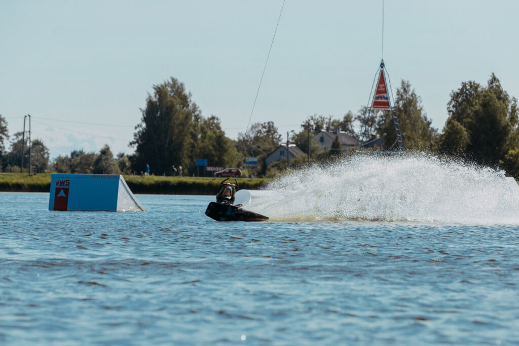 Wake Park Cazalegas, otra forma de hacer deporte acuático