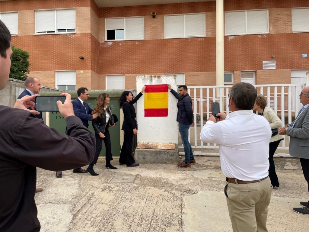 Homenaje a Fernando Acuña Murillo