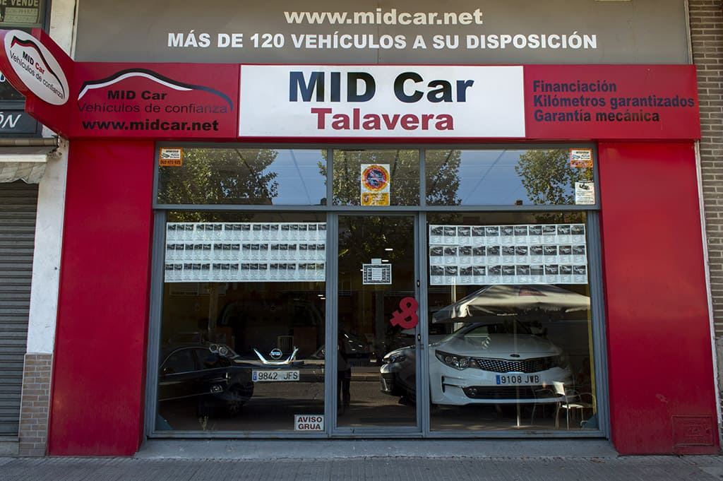 Mid Car, coches de segunda mano en el barrio Puerta de Cuartos