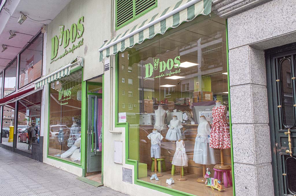 exterior de la tienda d´dos