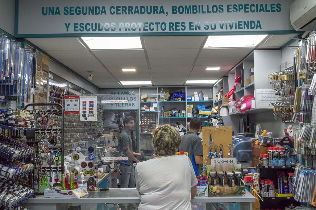 Félix y Gonzalo, todo en cerrajería en el barrio Fray Hernando