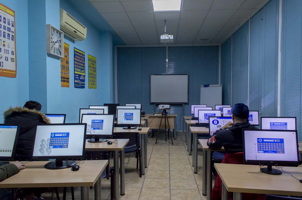 Autoescuela San Javier, especialistas en conducción en Talavera