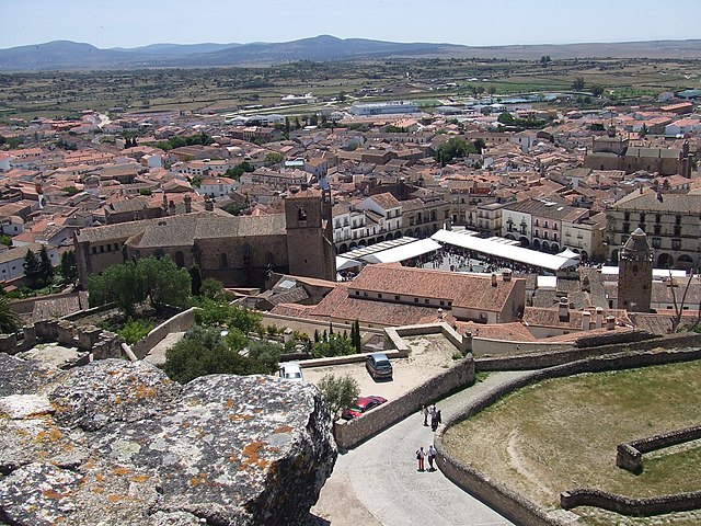 Escápate el finde a Trujillo, Cáceres. A menos de 90 minutos de Talavera.