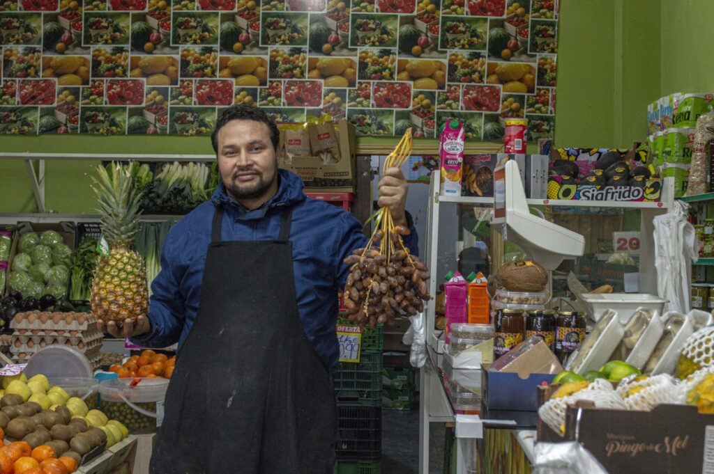 fruteria los olivares, dedicacinn en el corazon de talavera