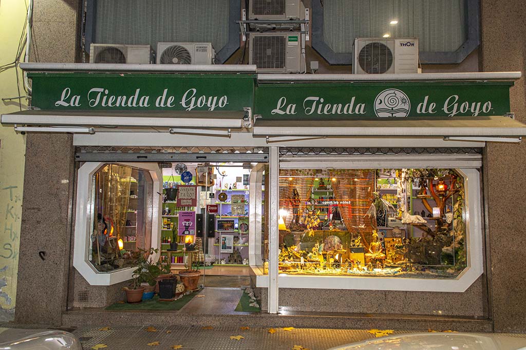 la tienda de goyo, tienda de articulos esotericos