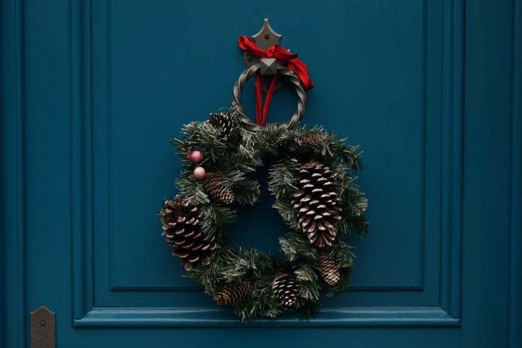 green and brown christmas wreath