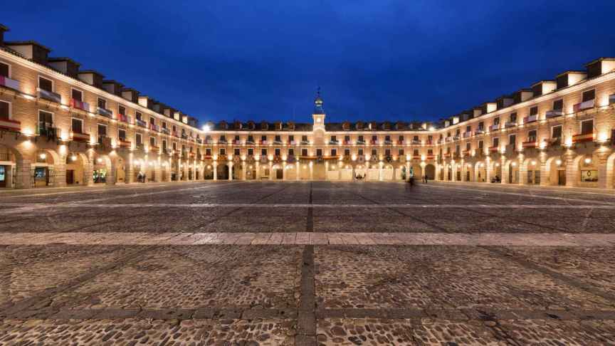 Las 11 plazas con más encanto de Castilla - La Mancha