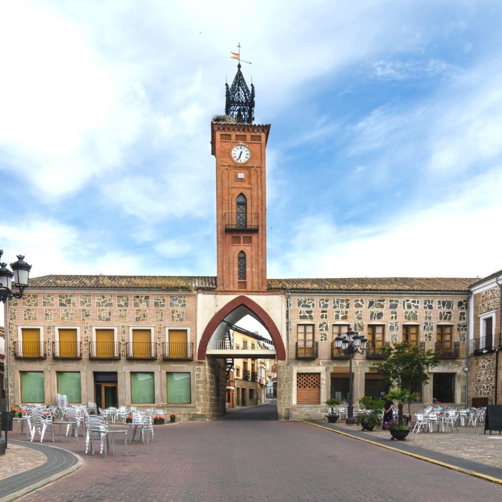 Las 11 plazas con más encanto de Castilla - La Mancha