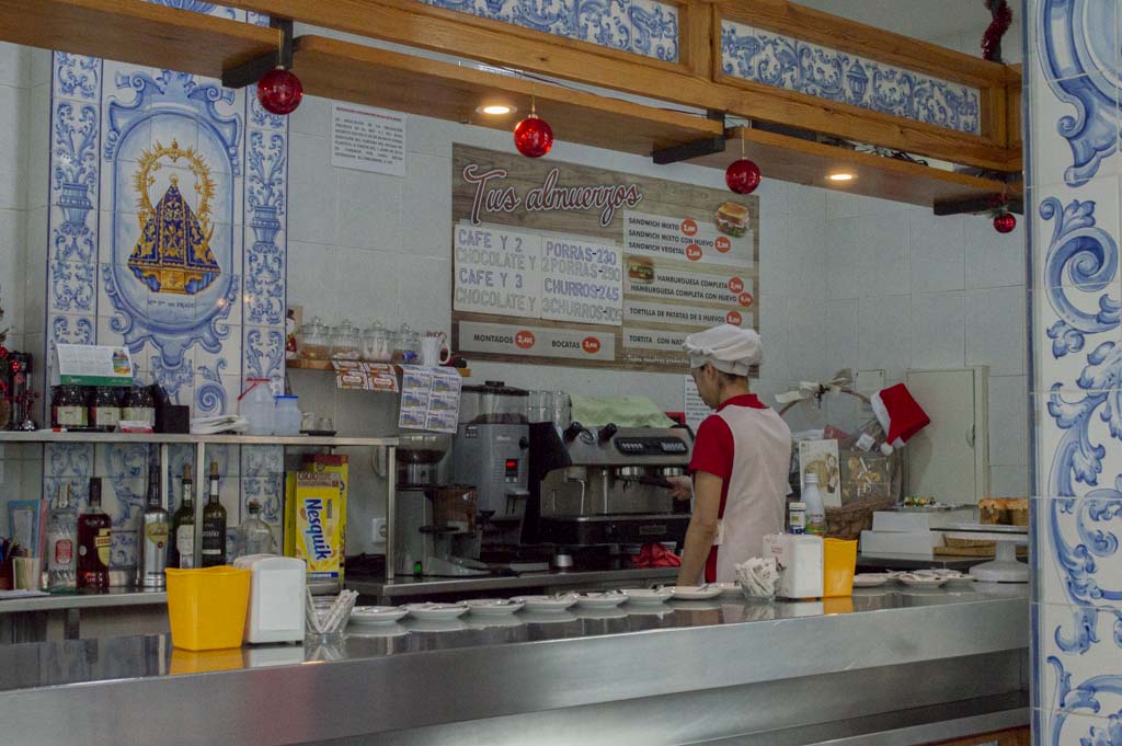 Churrería El Cano, la maga de más de 50 años de experiencia en un mismo local