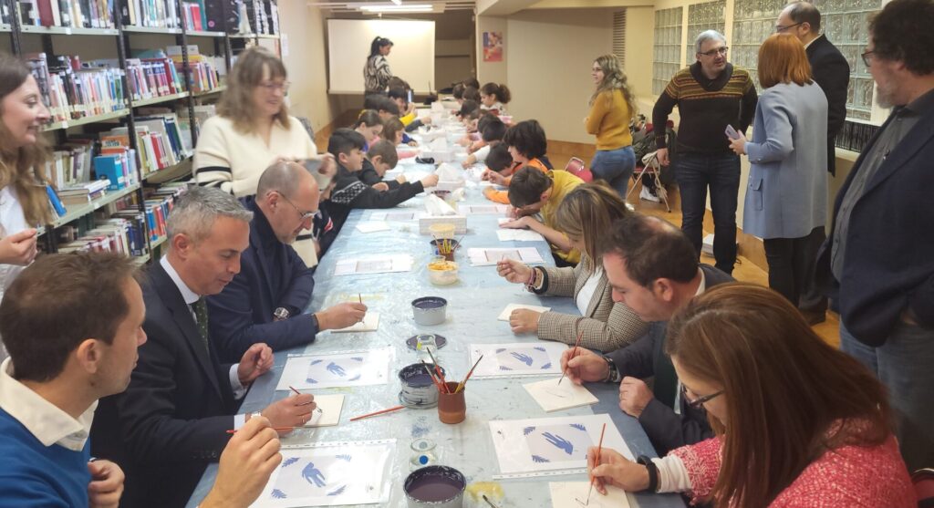 Mil nuevos alumnos de Talavera y Gamonal aprenden el proceso de elaboración y decoración de la cerámica