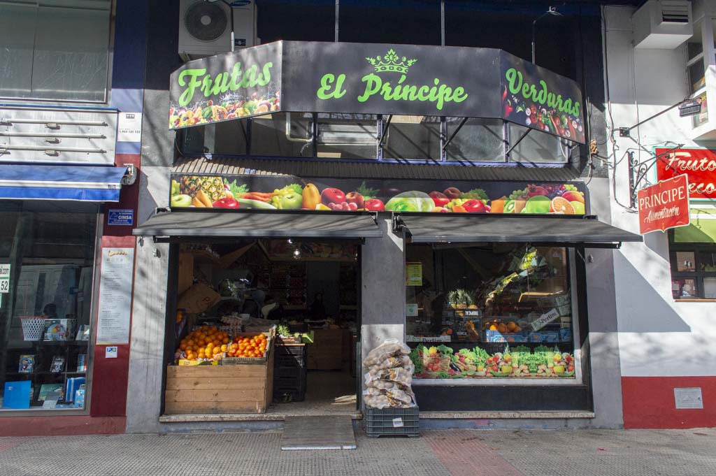 Frutería “El príncipe” con los sabores de la realeza