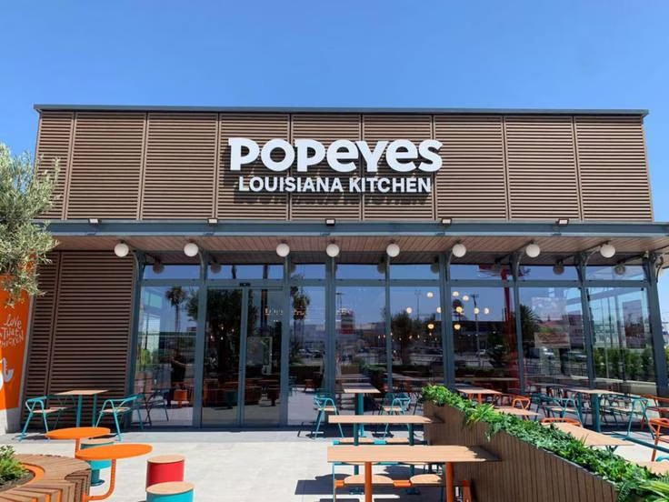 Restaurante Popeyes abre a un paso de Talavera