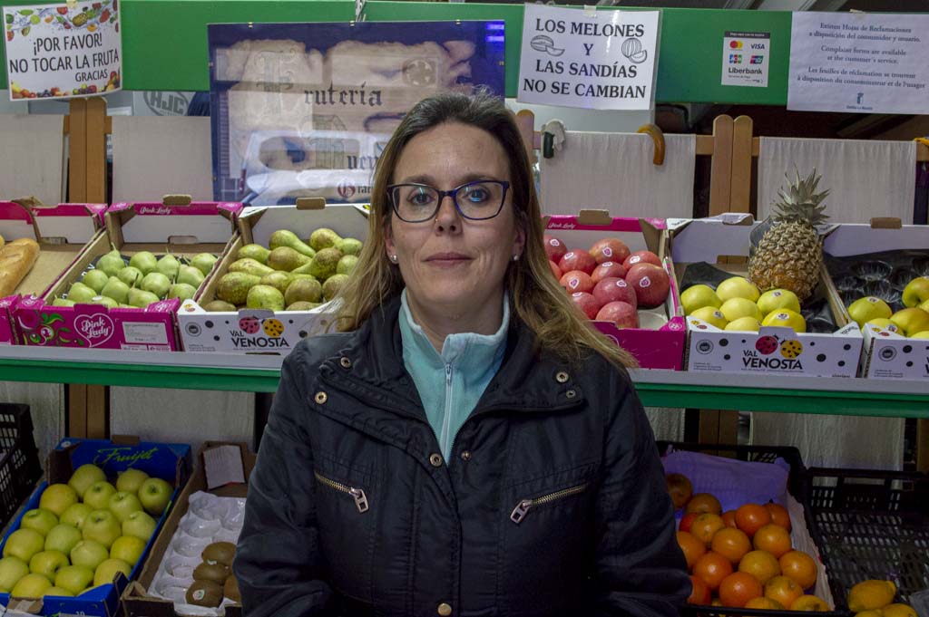 virginia y luis son los fundadores y gerentes de fruteria buendia