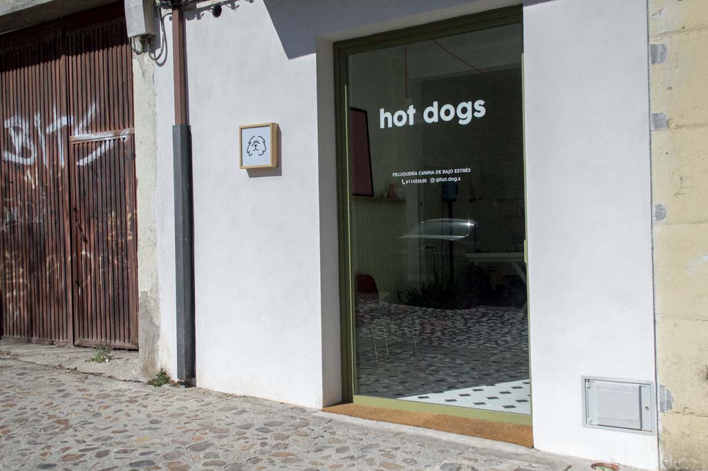 fachada de hot dogs