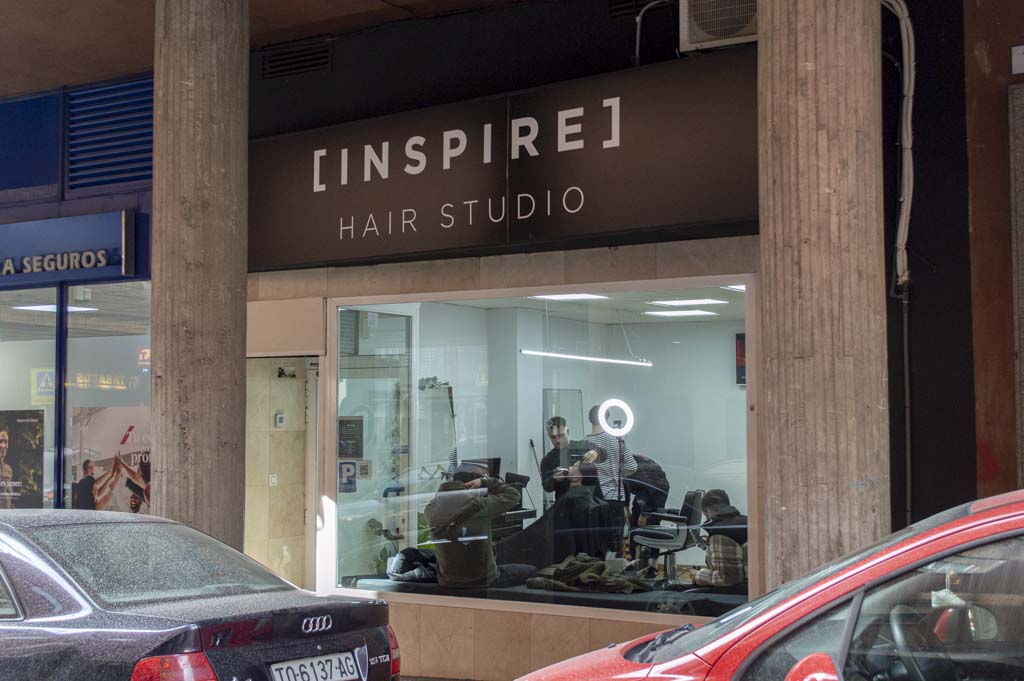 fachada de inspire hair studio