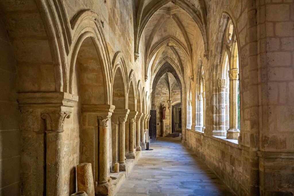 Claustro Catedral de Plasencia, España