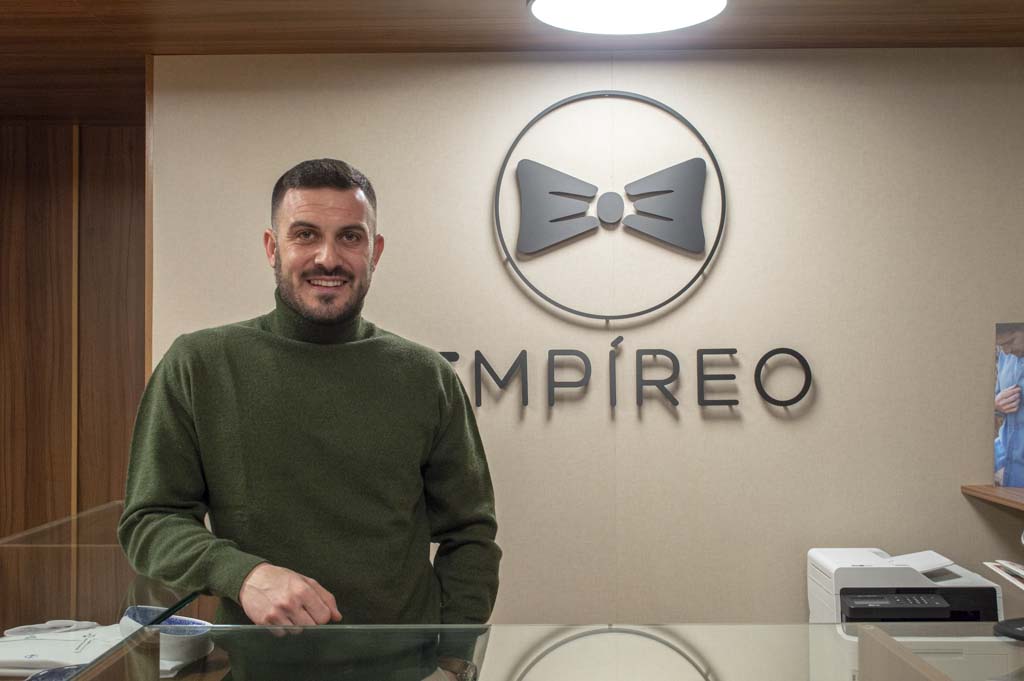 empireo sastre artesano para tejer a la moda la elegancia de los hombres