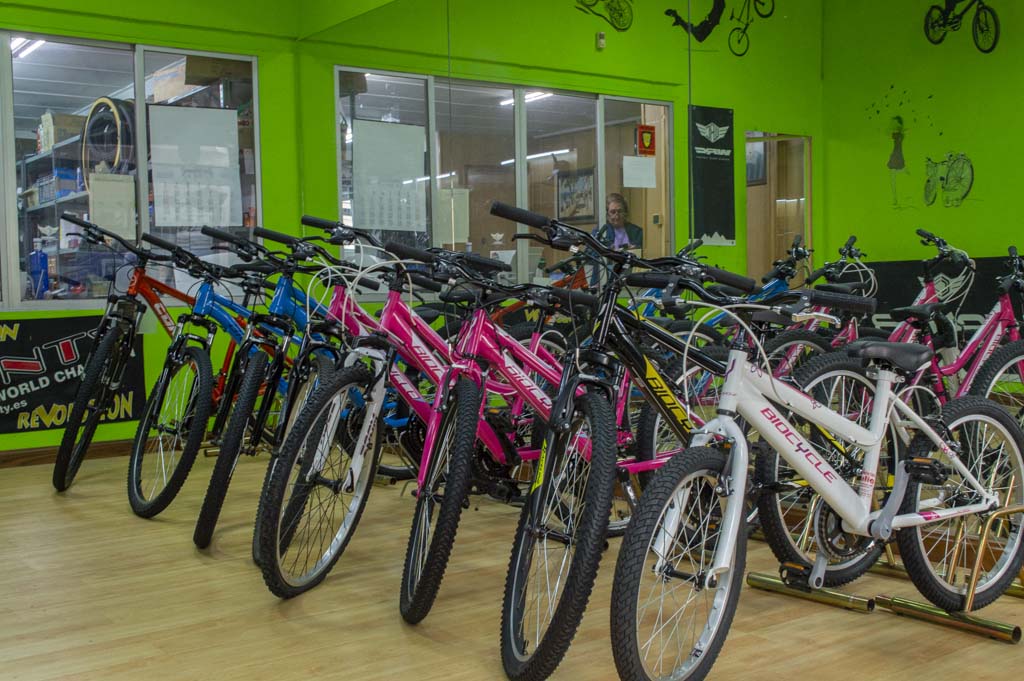 Bicicletas Julio: la tienda de bicicletas que sigue rodando luego de 40 años