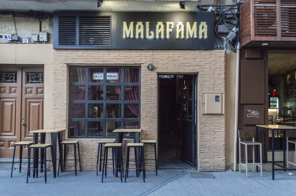 Malafama: la coctelería que conquista Talavera de la Reina
