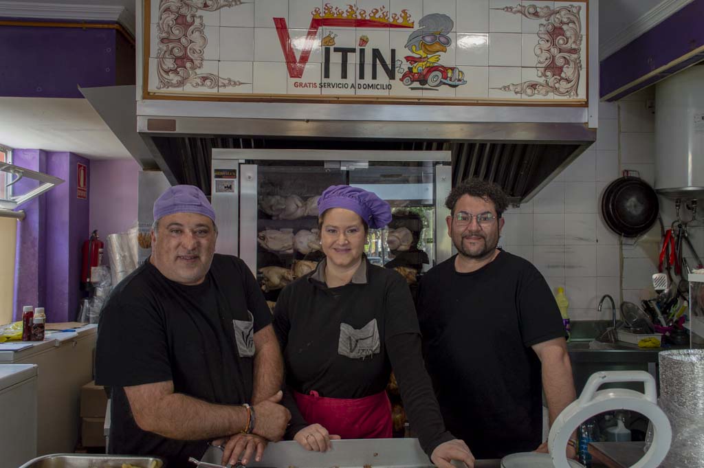 Pollos Asados Vitin: Un deleite culinario en Talavera