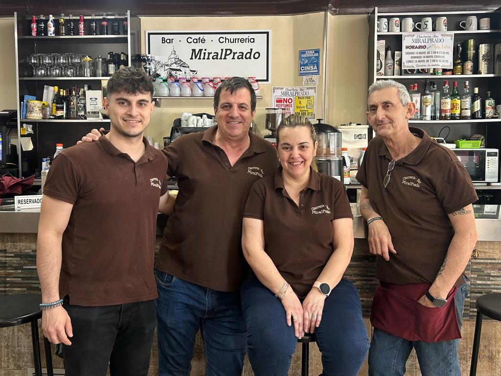 Churrería Bar Miralprado: donde los sabores tradicionales se fusionan con la calidez familiar