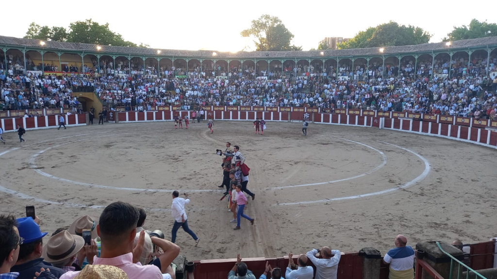 "El Juli" y Tomás Rufo, protagonizaron una tarde llena de expectación