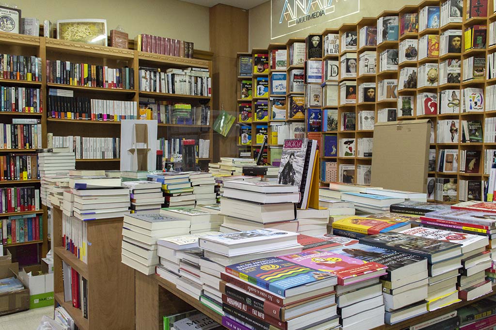 La pasión por los libros: La historia detrás de Librería Páginas