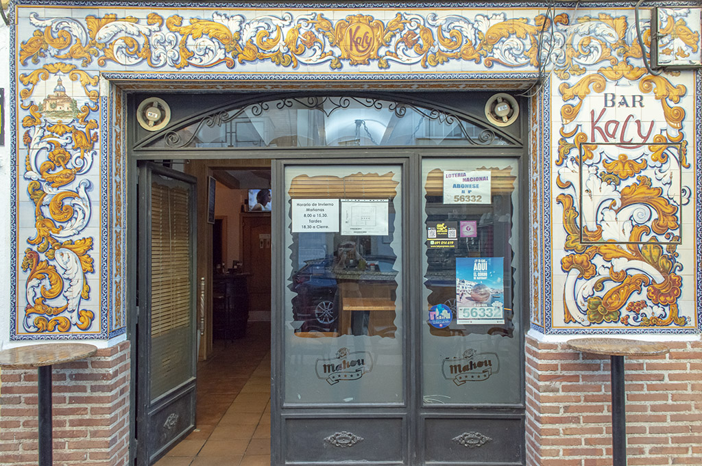 Bar Kaly: bocadillos de record guinness y riquísimos