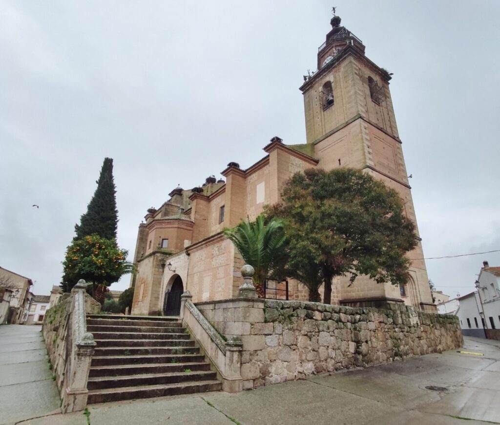 Iglesia de La Calzada de Oropesa – Foto de la página de turismo de la Calzada de Oropesa