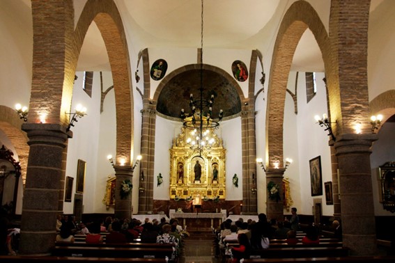 Interior de la Iglesia de San Pedro