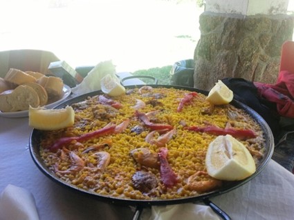 Paella del Restaurante Entrecascadas - Foto de Restaurant Guru