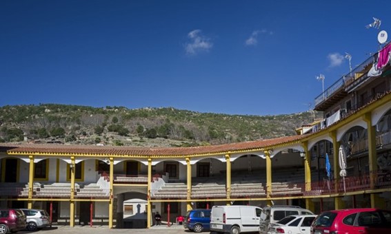 Plaza de Toros de Pedro Bernardo - Foto de Felipe Cuenca Díaz para Terranostrum