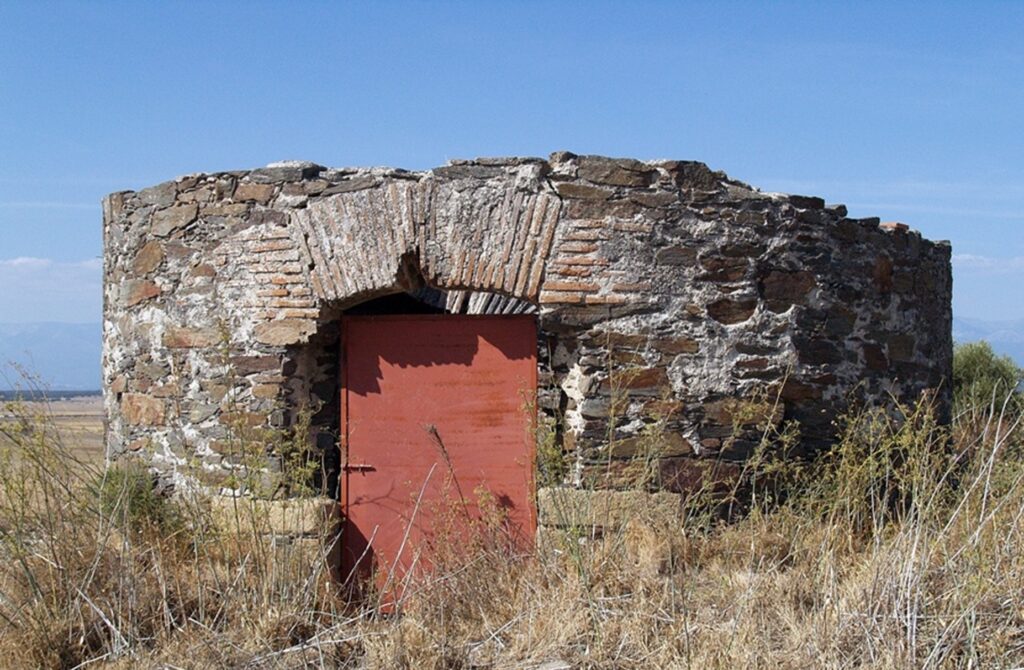 Restos del molino de viento de Torralba - Foto de Miguel Méndez-Cabeza