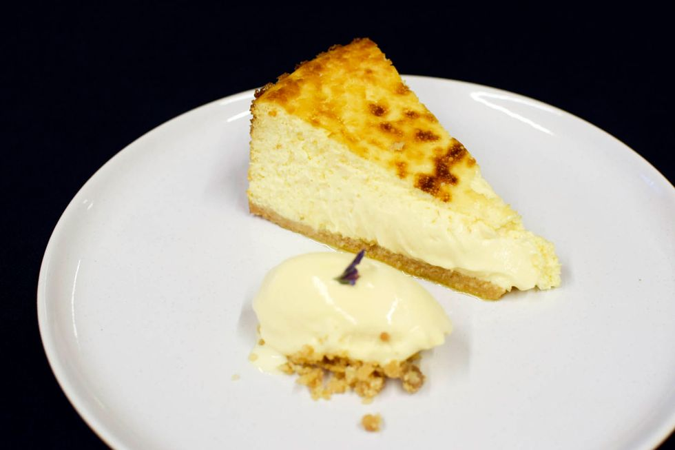 ¡Descubre la galardonada nueva mejor tarta de queso a un paso de Talavera!