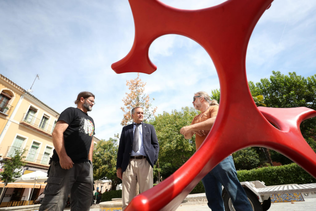 Esculturas 'Nómadas' transforman Talavera: Un festival de arte en pleno corazón de la ciudad