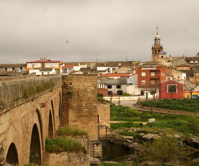 El Puente del Arzobispo: historia y artesanía cerca de Talavera - Foto del ayuntamiento de El Puente del Arzobispo
