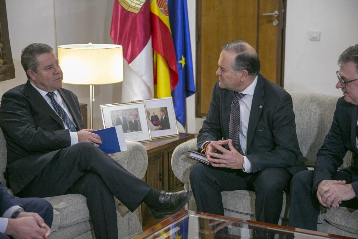 El Gobierno de Castilla-La Mancha y la FEMPCLM se comprometen a ...
