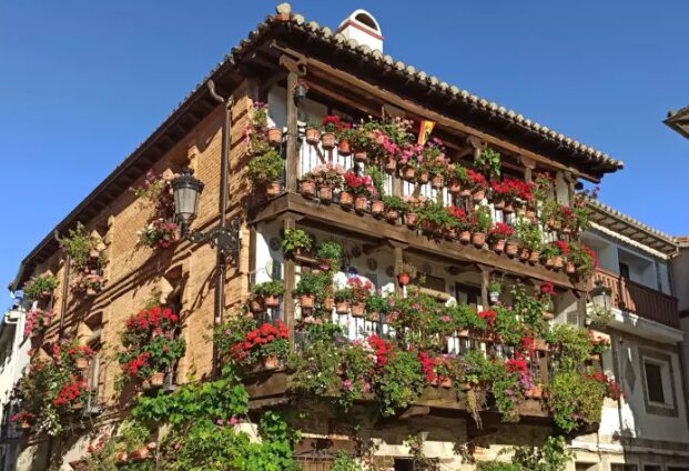 Candeleda: un tesoro escondido a menos de una hora de Talavera (La Casa de las Flores) - Foto del ayuntamiento de Candeleda