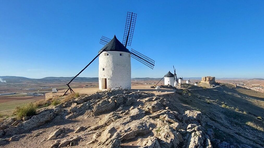 |1| Consuegra y sus molinos - Foto del ayuntamiento de Consuegra