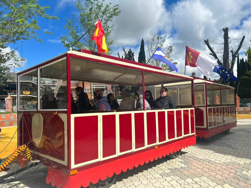 Tren turístico en Talavera para Semana Santa y Las Mondas