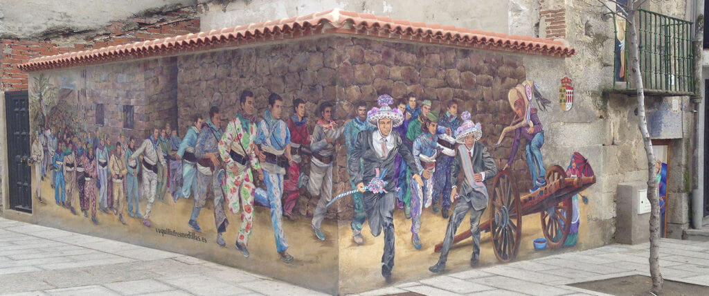 Arte por todas las calles del pueblo (Ayuntamiento de Fresnedillas de la Oliva)
