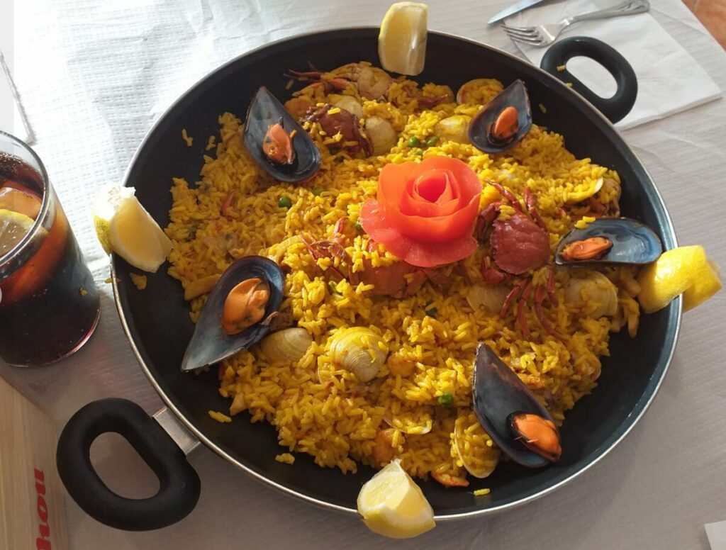 Platos tradicionales de calidad en Bar Cabello