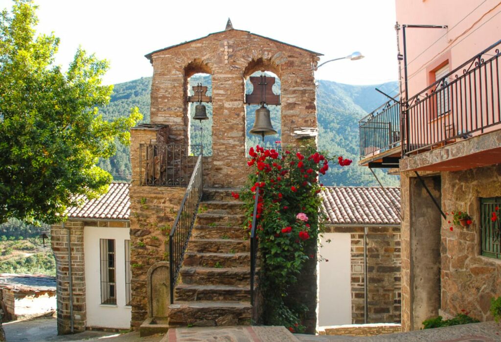 Las Hurdes, tesoro oculto de naturaleza y tradición en el norte de Cáceres